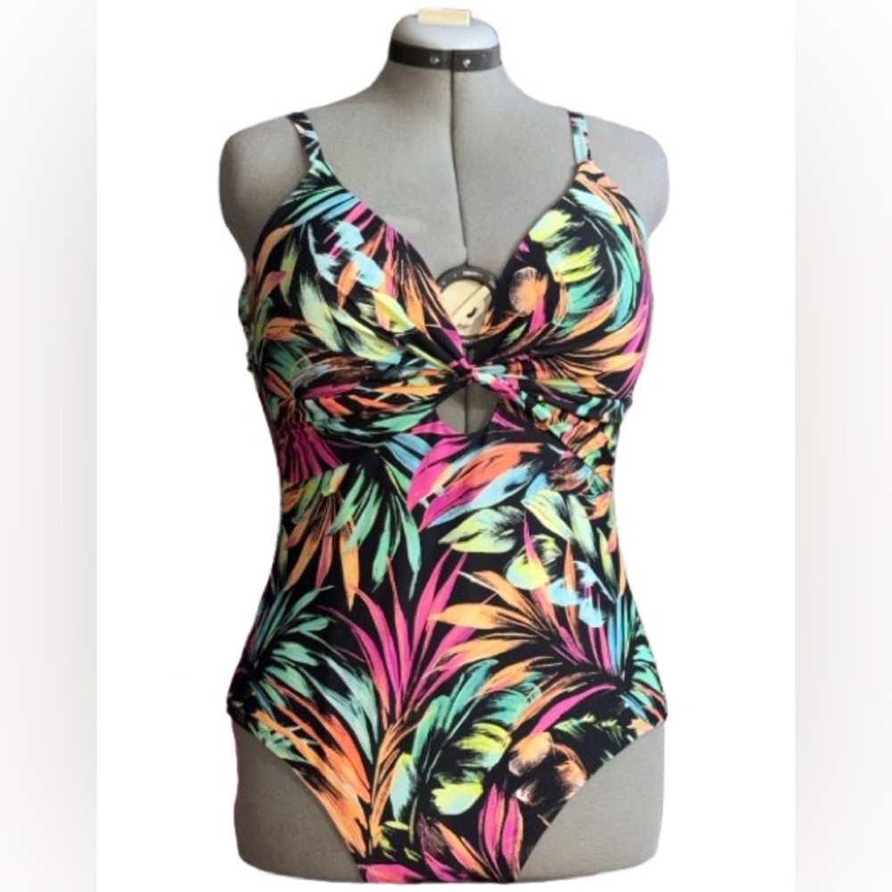 Freshwater one-piece women’s plus size swimsuit Sz XXL